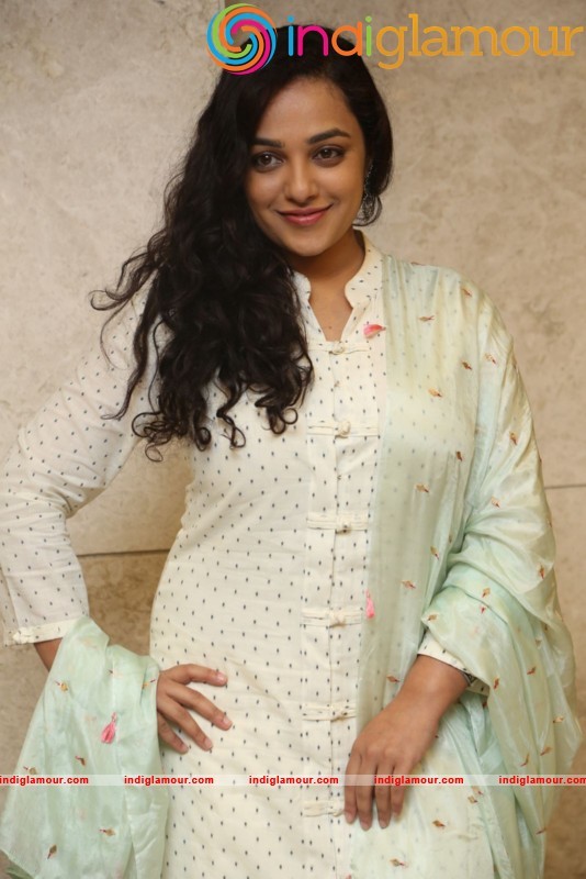 Nithya Menen New Photos Actress hd photo