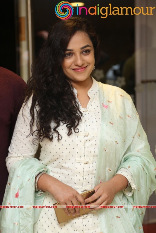 Nithya Menen New Photos Actress hd photo
