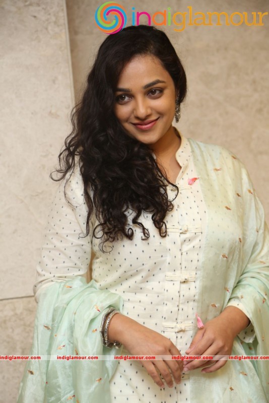 Nithya Menen New Photos Actress hd photo