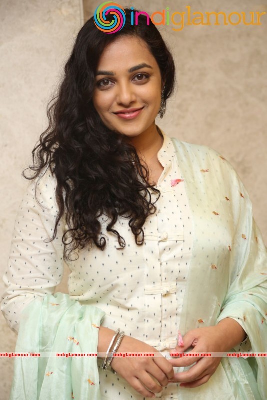 Nithya Menen New Photos Actress hd photo
