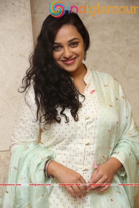 Nithya Menen New Photos Actress hd photo