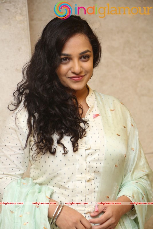 Nithya Menen New Photos Actress hd photo