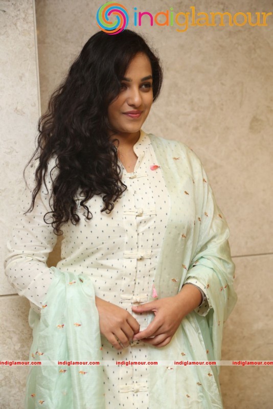 Nithya Menen New Photos Actress hd photo