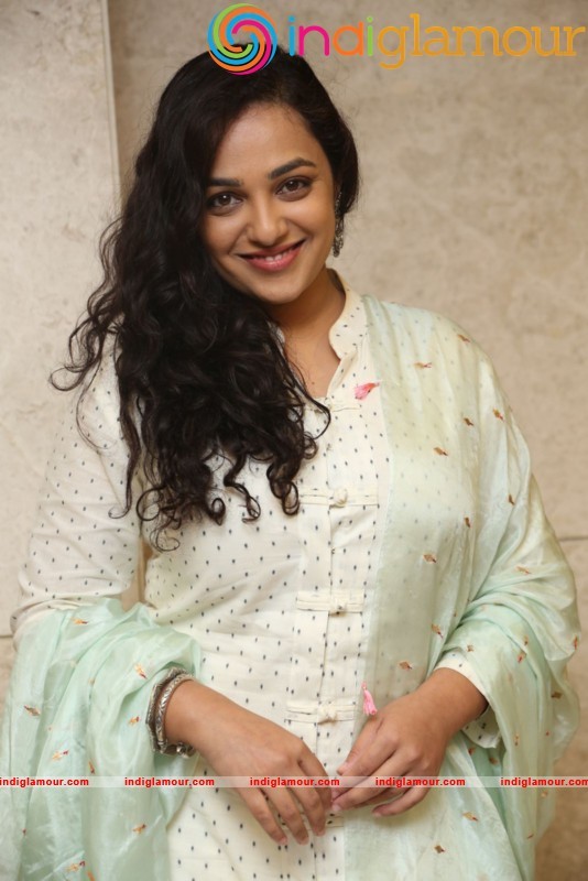 Nithya Menen New Photos Actress hd photo