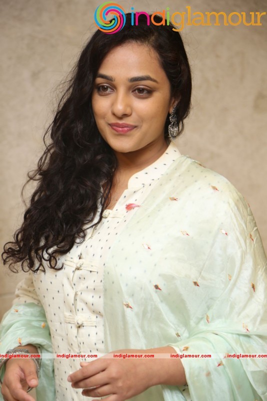 Nithya Menen New Photos Actress hd photo