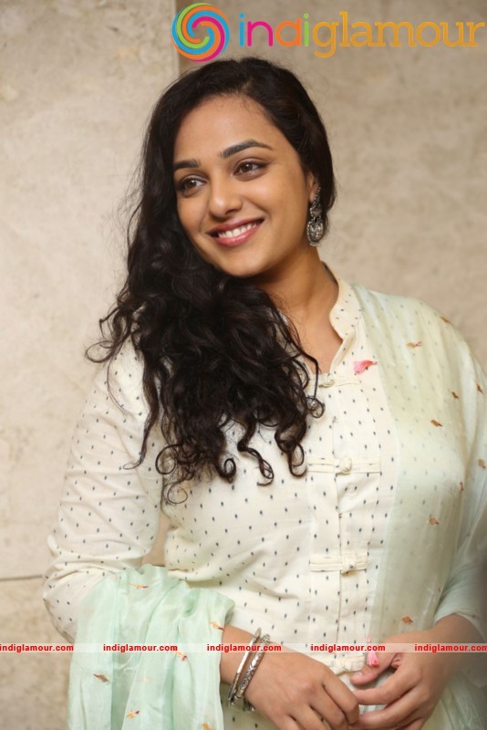 Nithya Menen New Photos Actress hd photo
