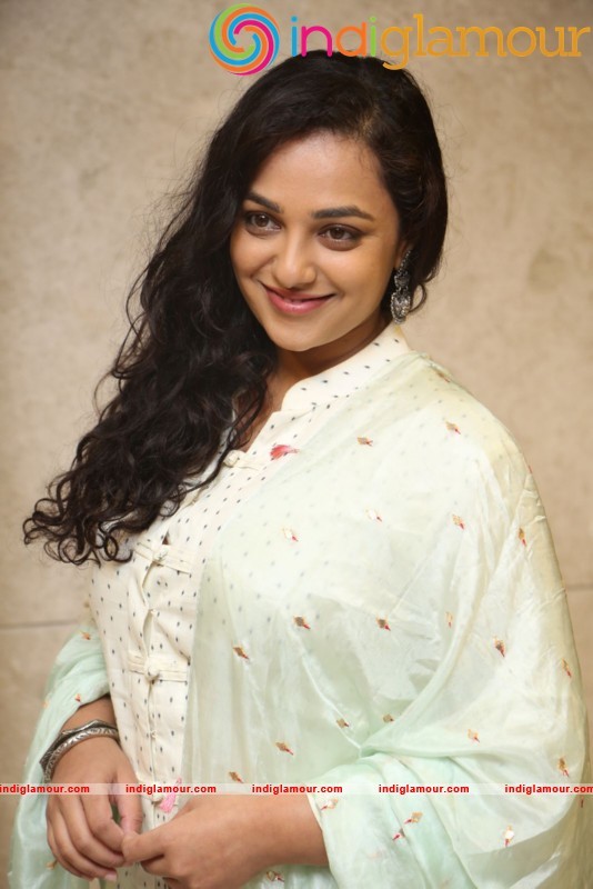 Nithya Menen New Photos Actress hd photo