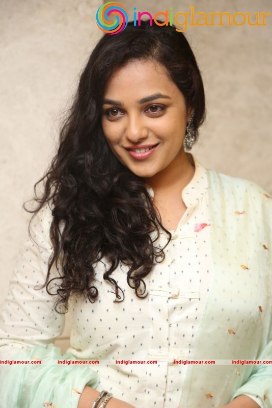Nithya Menen New Photos Actress hd photo