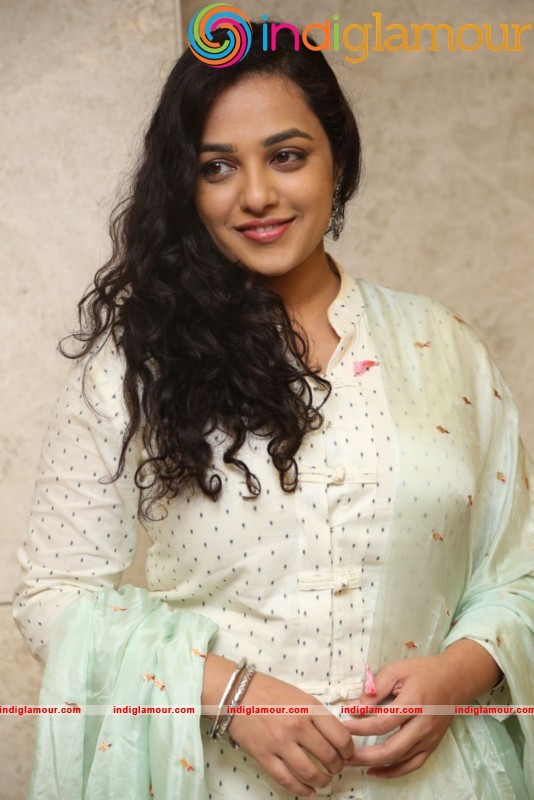 Nithya Menen New Photos Actress hd photo