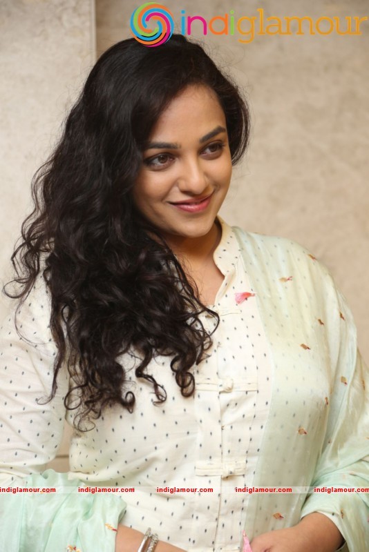Nithya Menen New Photos Actress hd photo