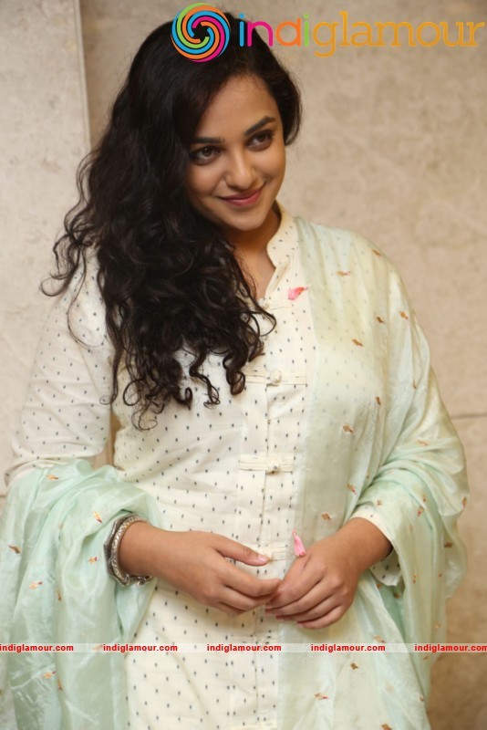 Nithya Menen New Photos Actress hd photo