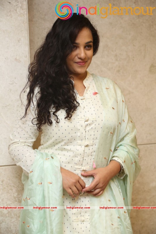 Nithya Menen New Photos Actress hd photo