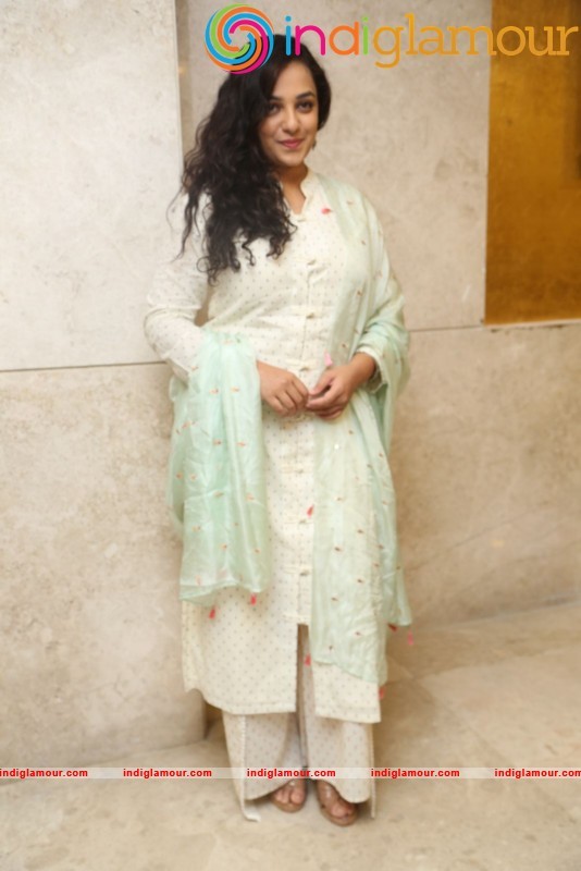 Nithya Menen New Photos Actress hd photo