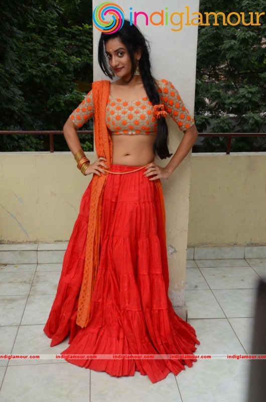 Janani Spicy Photos Gallery Actress hd photo