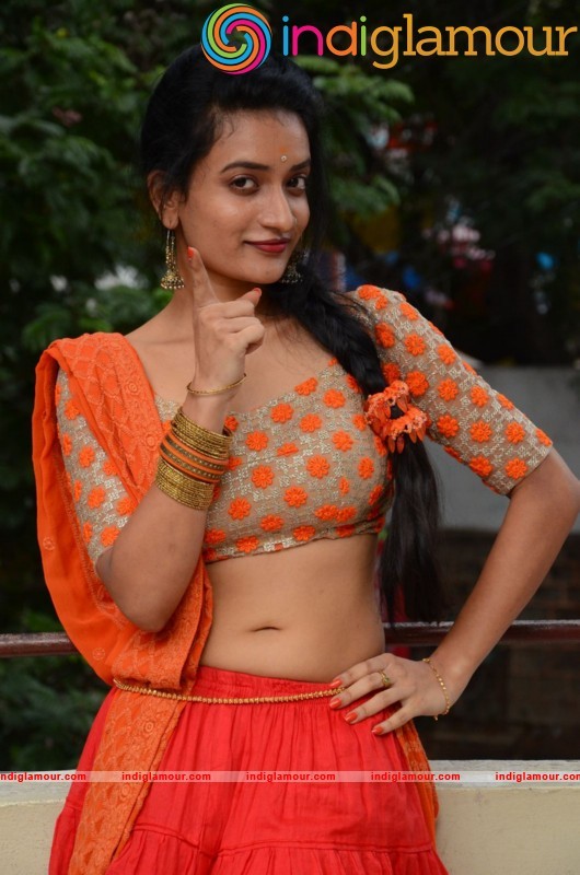 Janani Spicy Photos Gallery Actress hd photo