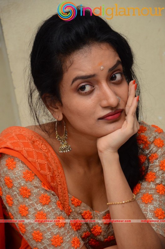 Janani Spicy Photos Gallery Actress hd photo