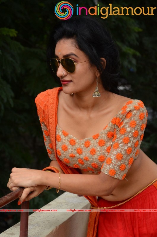 Janani Spicy Photos Gallery Actress hd photo