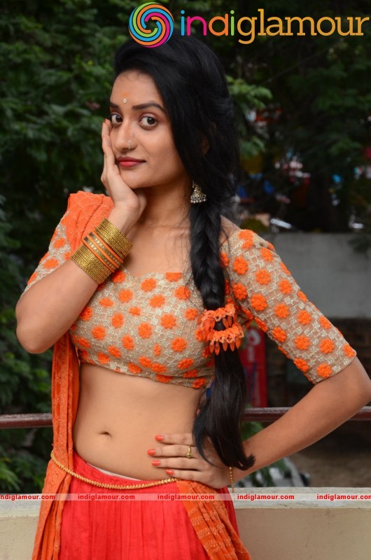 Janani Spicy Photos Gallery Actress hd photo