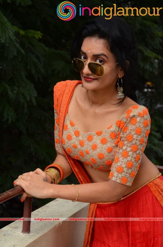 Janani Spicy Photos Gallery Actress hd photo