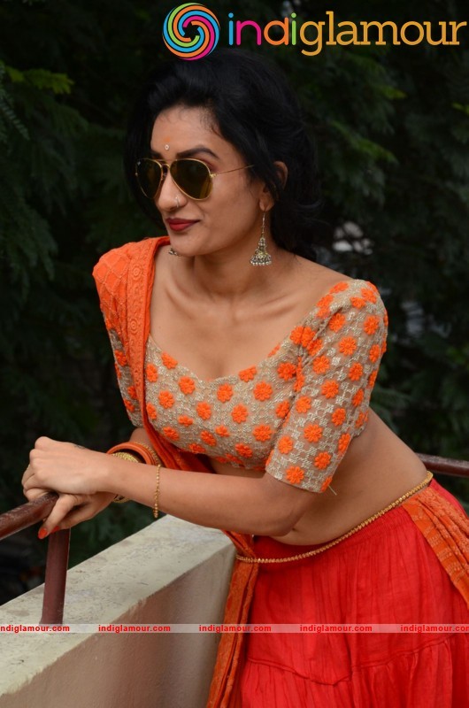 Janani Spicy Photos Gallery Actress hd photo
