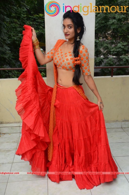 Janani Spicy Photos Gallery Actress hd photo