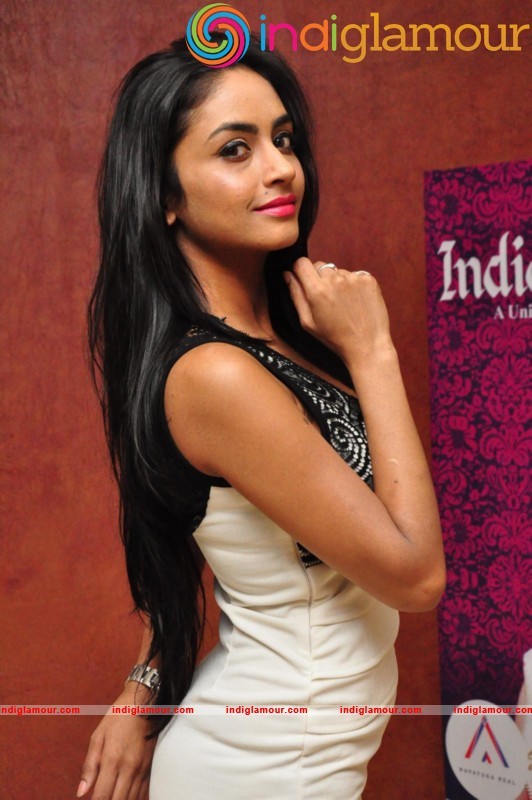 Pooja Sree Latest Hot And Spicy Photos Actress hd photo