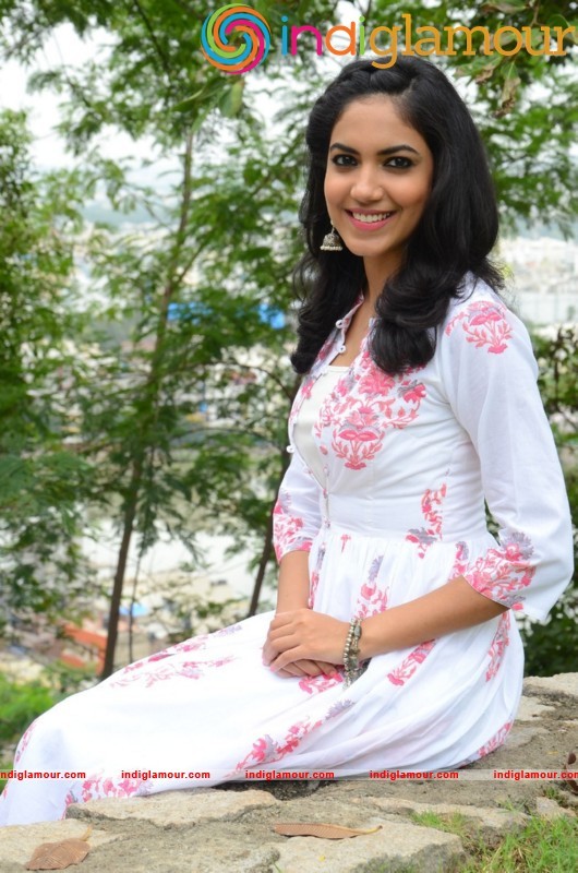 Rithu Varma Latest Photos Gallery Actress hd photo
