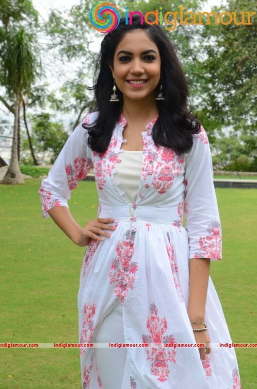 Rithu Varma Latest Photos Gallery Actress hd photo