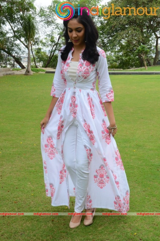 Rithu Varma Latest Photos Gallery Actress hd photo