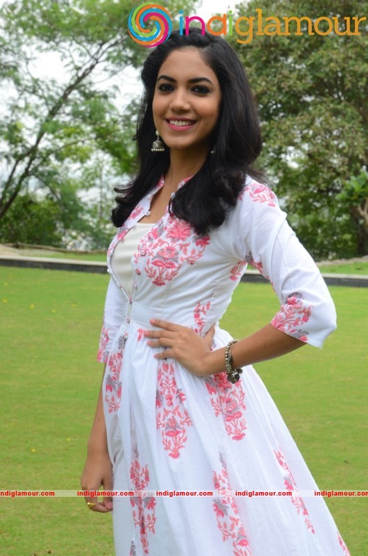 Rithu Varma Latest Photos Gallery Actress hd photo