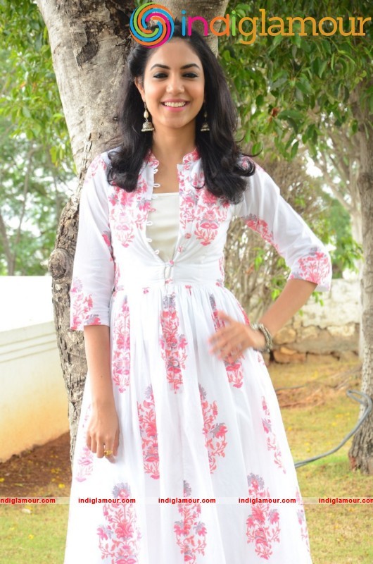 Rithu Varma Latest Photos Gallery Actress hd photo