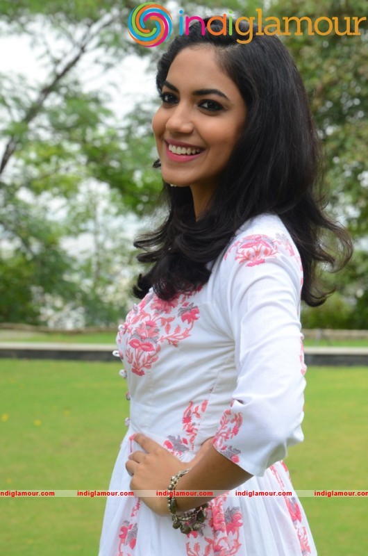 Rithu Varma Latest Photos Gallery Actress hd photo