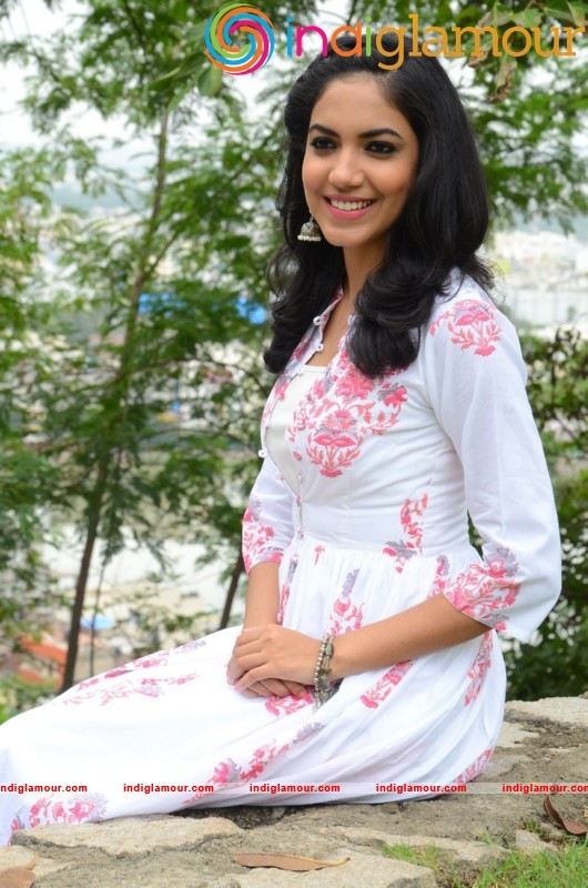 Rithu Varma Latest Photos Gallery Actress hd photo