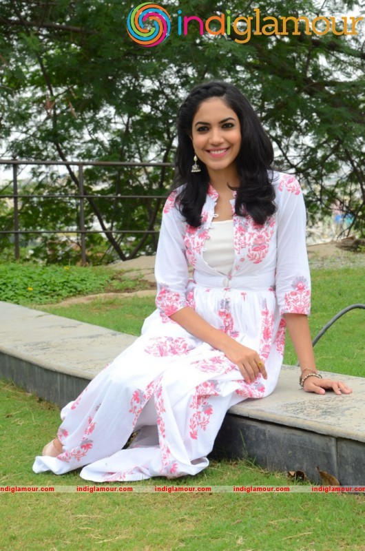 Rithu Varma Latest Photos Gallery Actress hd photo