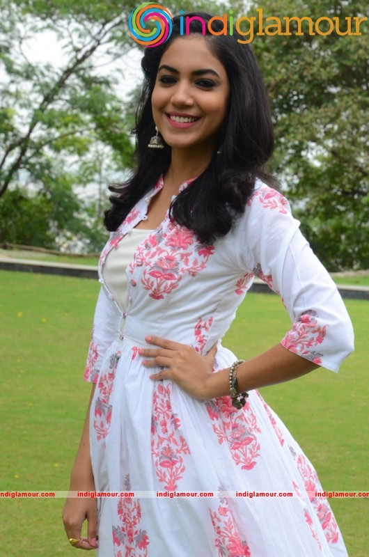 Rithu Varma Latest Photos Gallery Actress hd photo