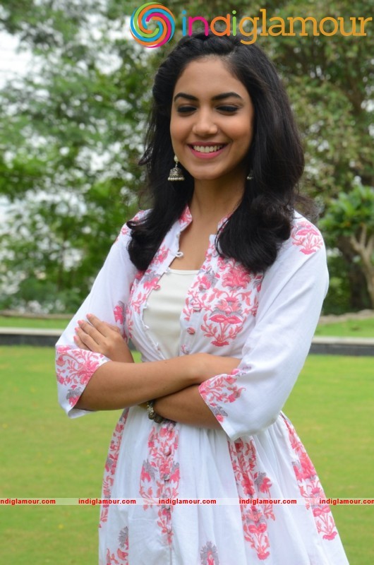 Rithu Varma Latest Photos Gallery Actress hd photo