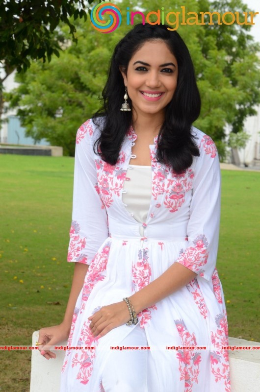 Rithu Varma Latest Photos Gallery Actress hd photo
