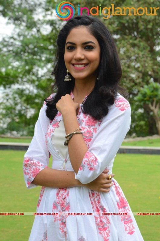 Rithu Varma Latest Photos Gallery Actress hd photo