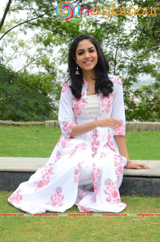 Rithu Varma Latest Photos Gallery Actress hd photo