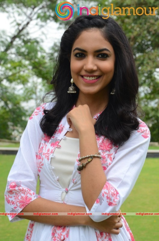 Rithu Varma Latest Photos Gallery Actress hd photo
