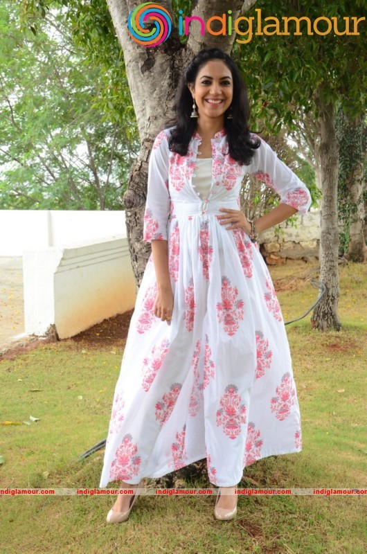 Rithu Varma Latest Photos Gallery Actress hd photo