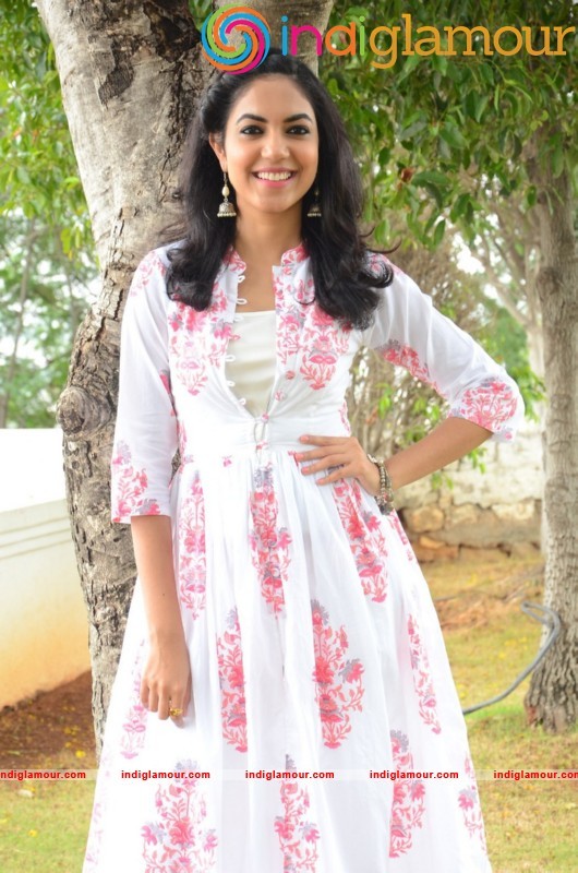 Rithu Varma Latest Photos Gallery Actress hd photo