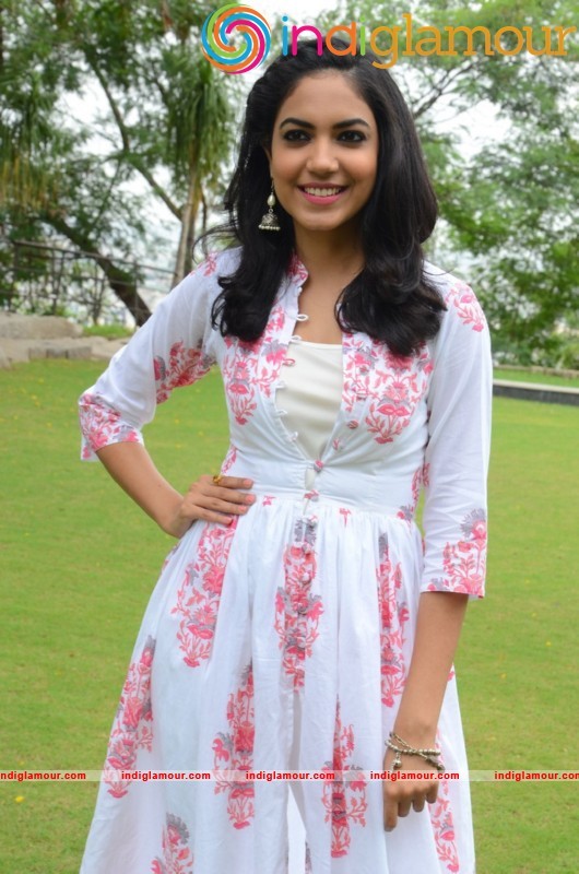 Rithu Varma Latest Photos Gallery Actress hd photo
