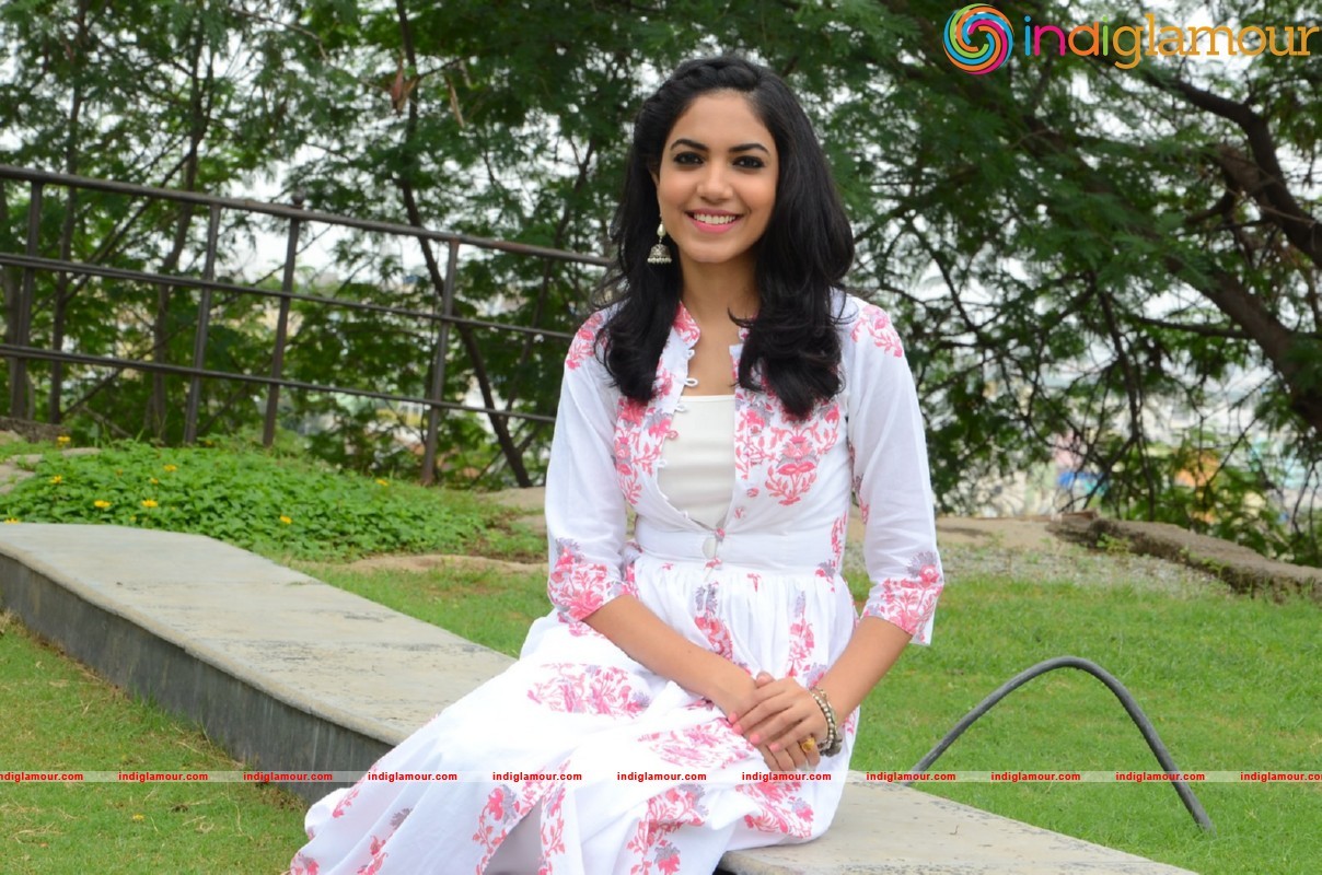 Rithu Varma Latest Photos Gallery Actress hd photo