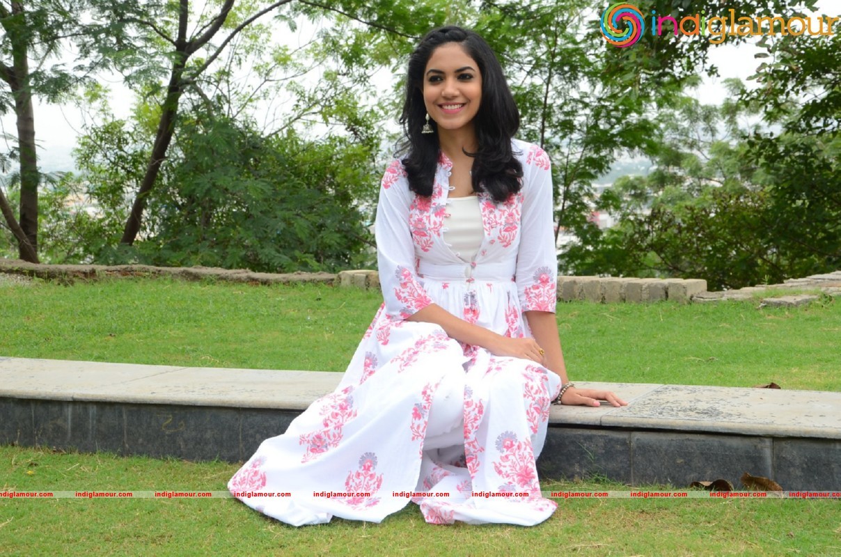 Rithu Varma Latest Photos Gallery Actress hd photo
