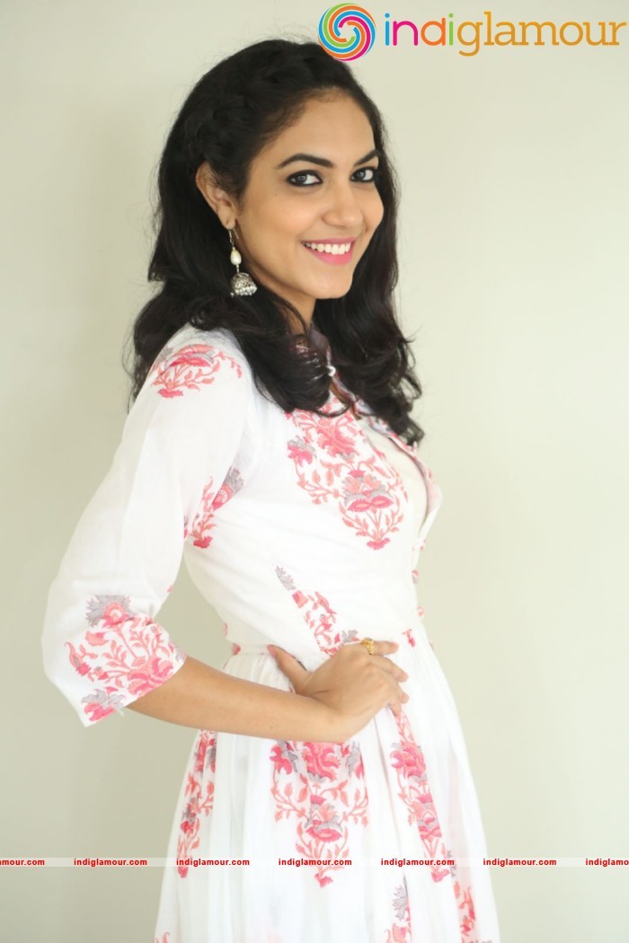 Reethu Varma Latest Photos Gallery Actress hd photo