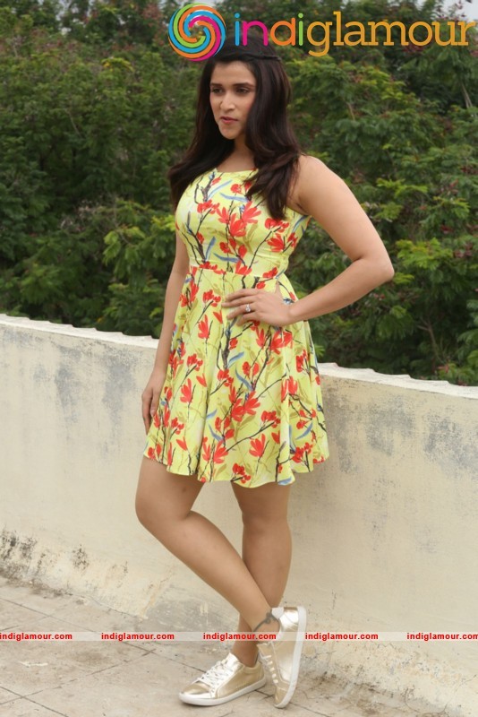 Manara Chopra Latest Hot Photos Gallery Actress hd photo