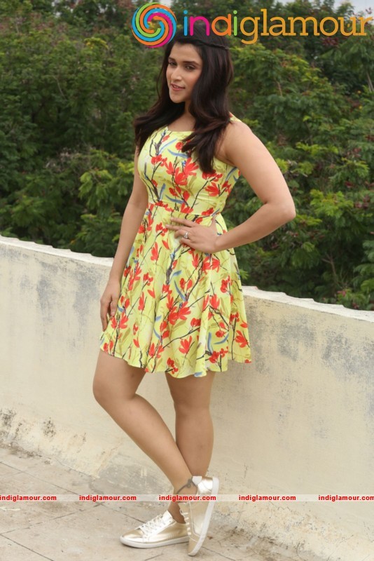Manara Chopra Latest Hot Photos Gallery Actress hd photo