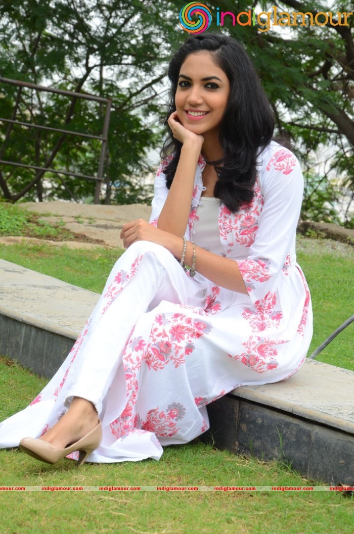 Reethu Varma Actress hd photo