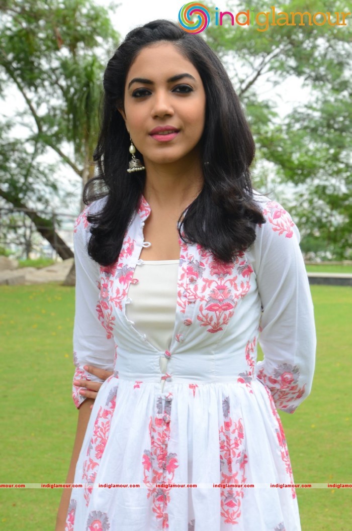Reethu Varma Actress hd photo